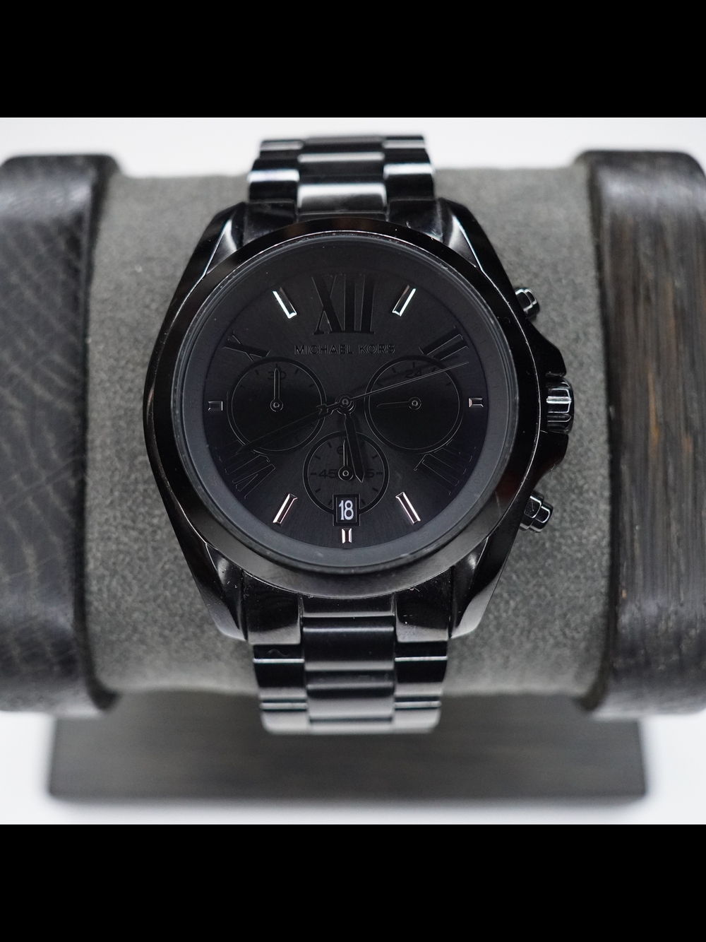 Michael Kors MK5550 Bradshaw Black Dial Analog Day/Date Watch - Picture 2 of 7